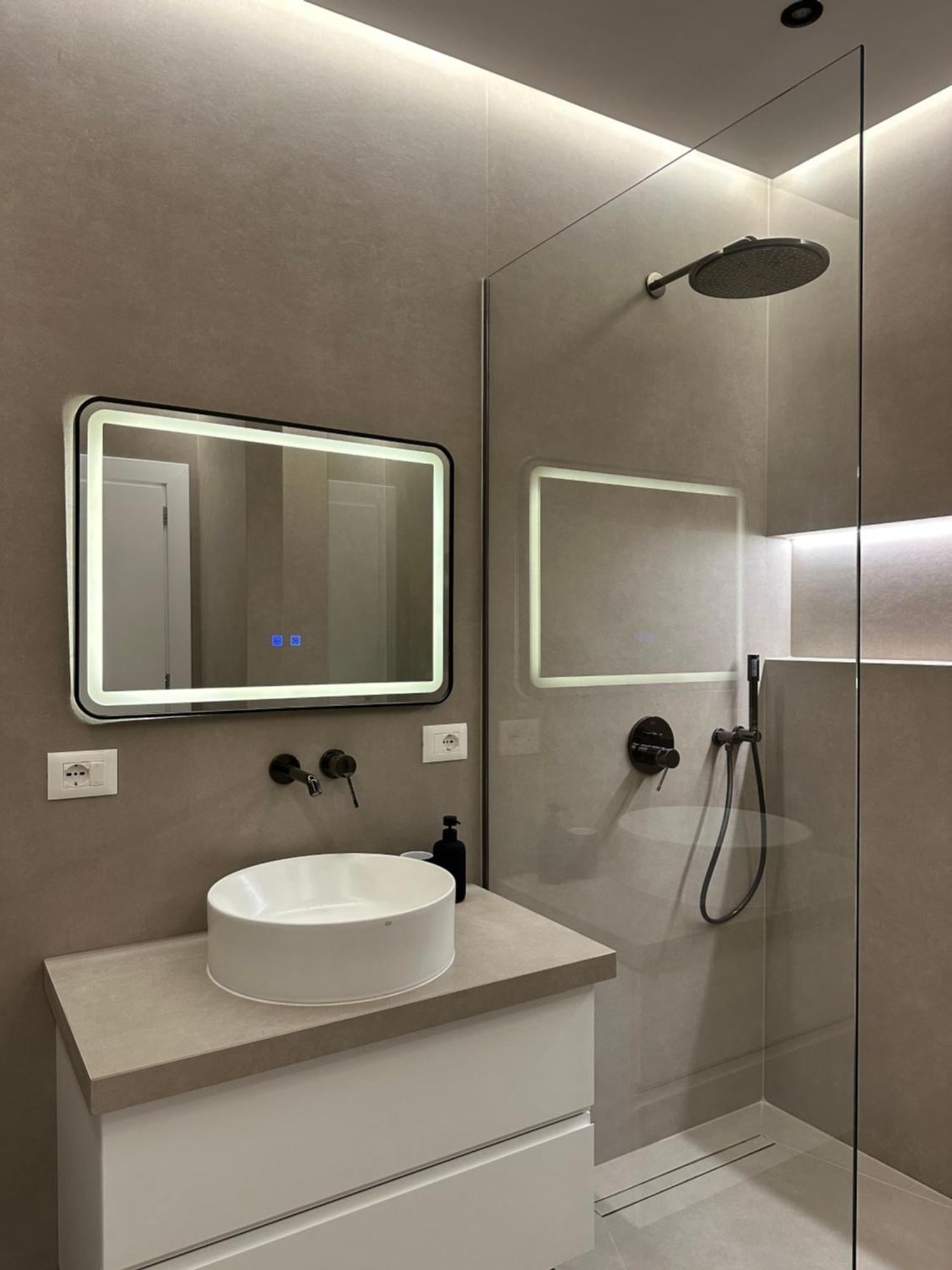 Bright & Modern Family Flat Tirana